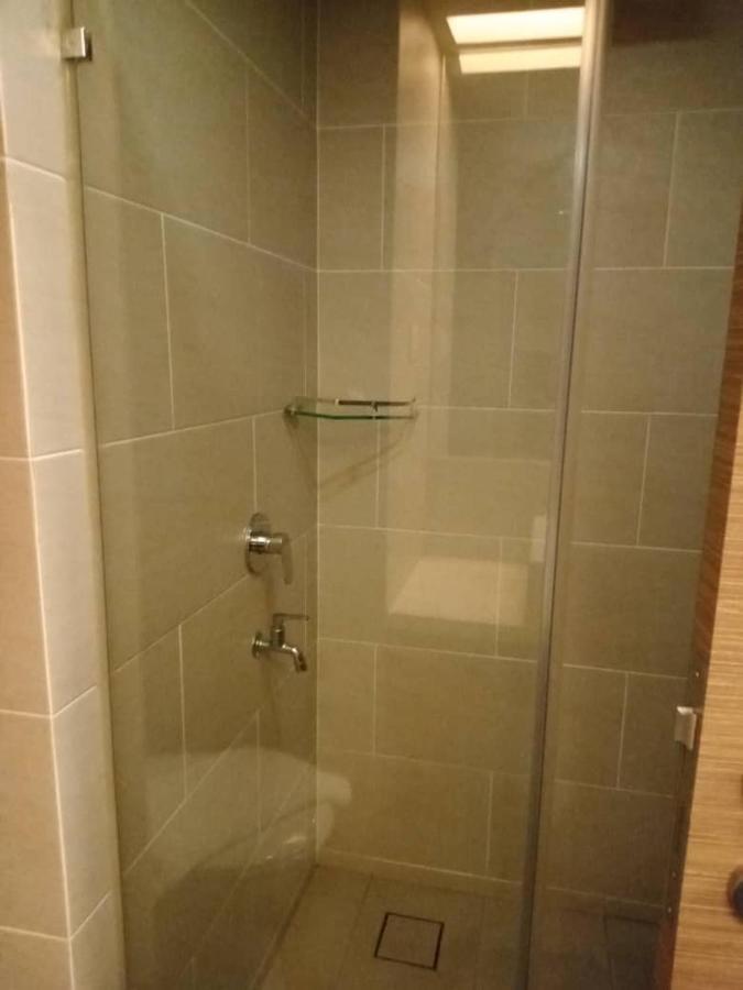 Grand Barakah Hotel 암팡 외부 사진
