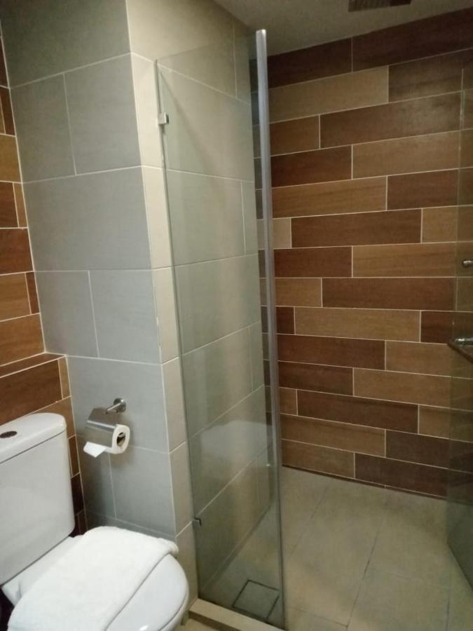 Grand Barakah Hotel 암팡 외부 사진